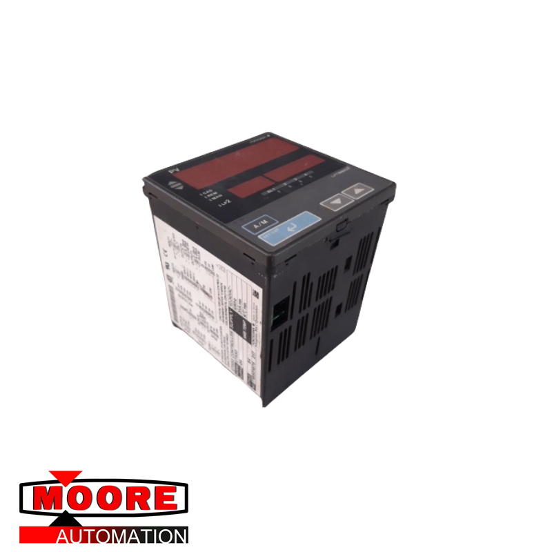 YOKOGAWA UT550-04 S4 Temperature Controller
