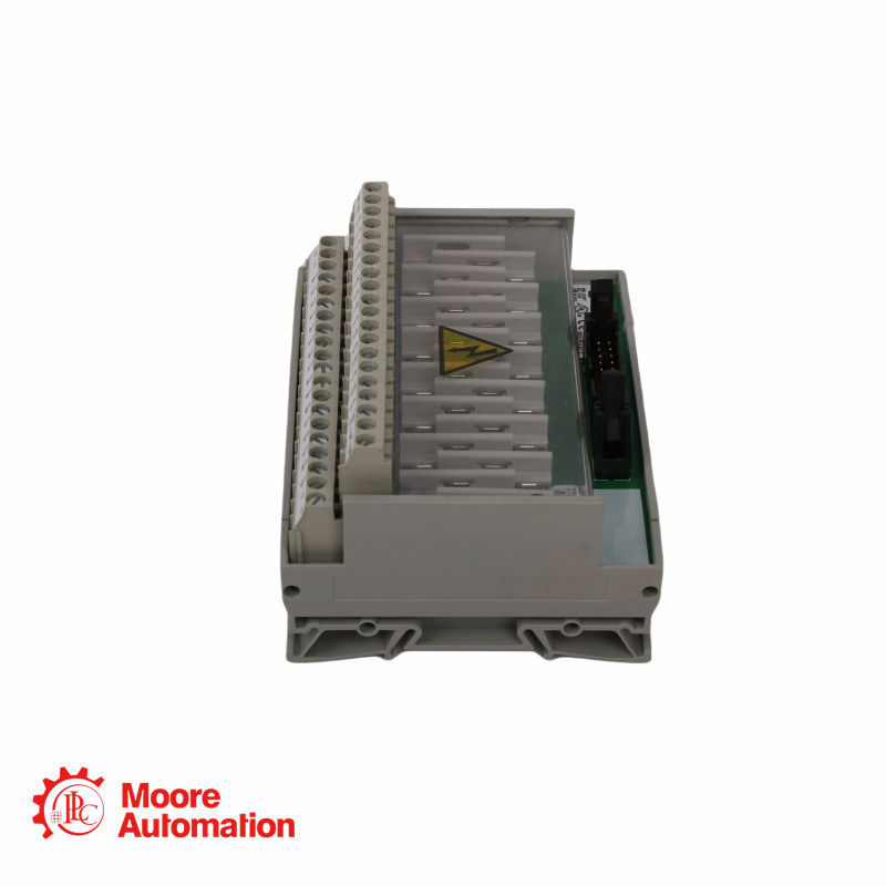 1492-IFM20F-F120A-2 Fusible Interface Module